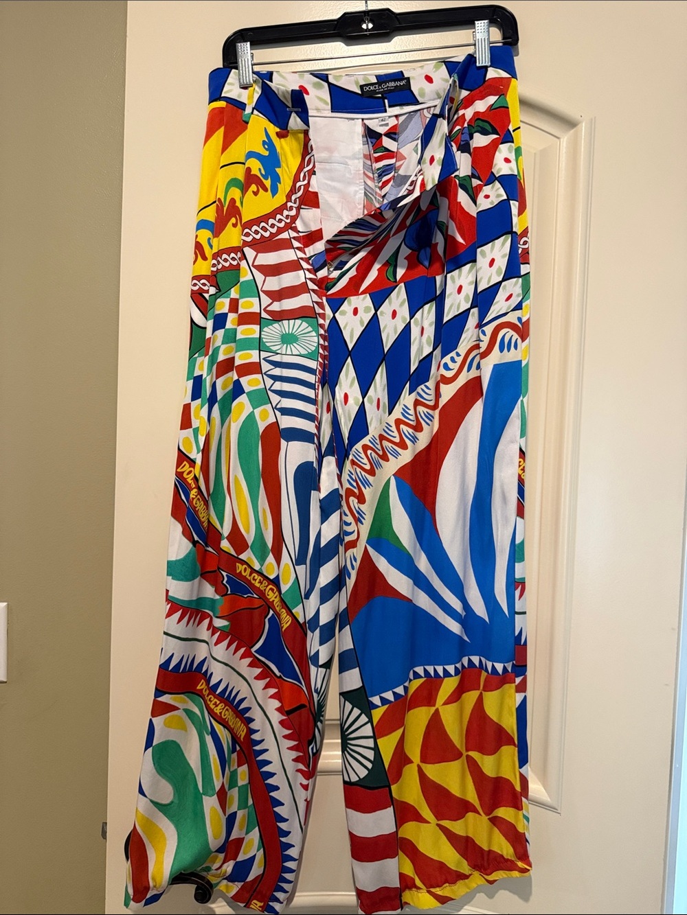 Dolce & Gabbana Bold Multicolor Graphic Palazzo Pants